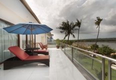 e_penthouse_terrace_06_800x533