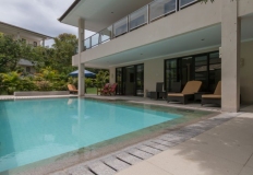f_Villa_Pool_03_800x533